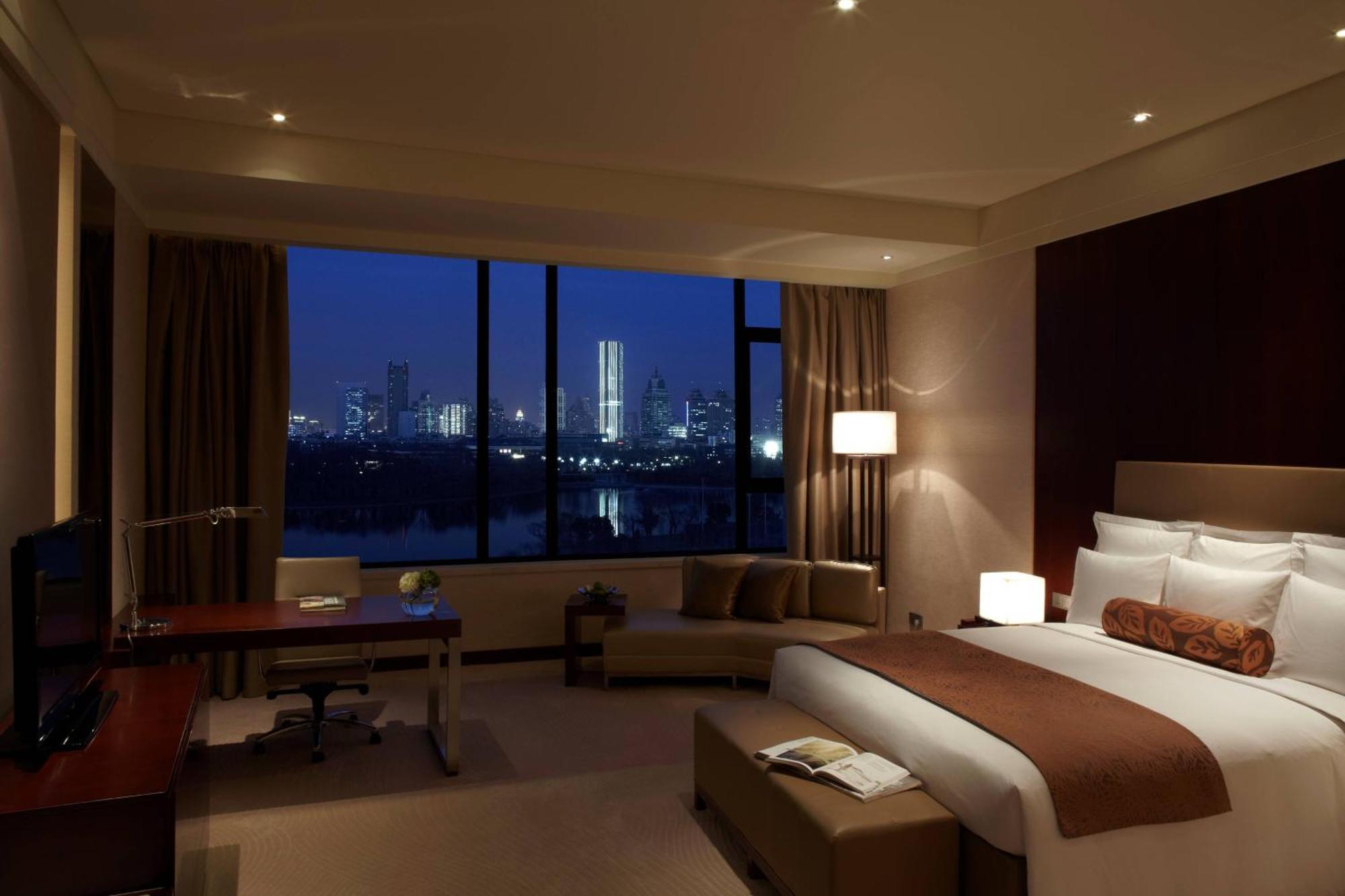 Renaissance Tianjin Lakeview Hotel Exterior foto